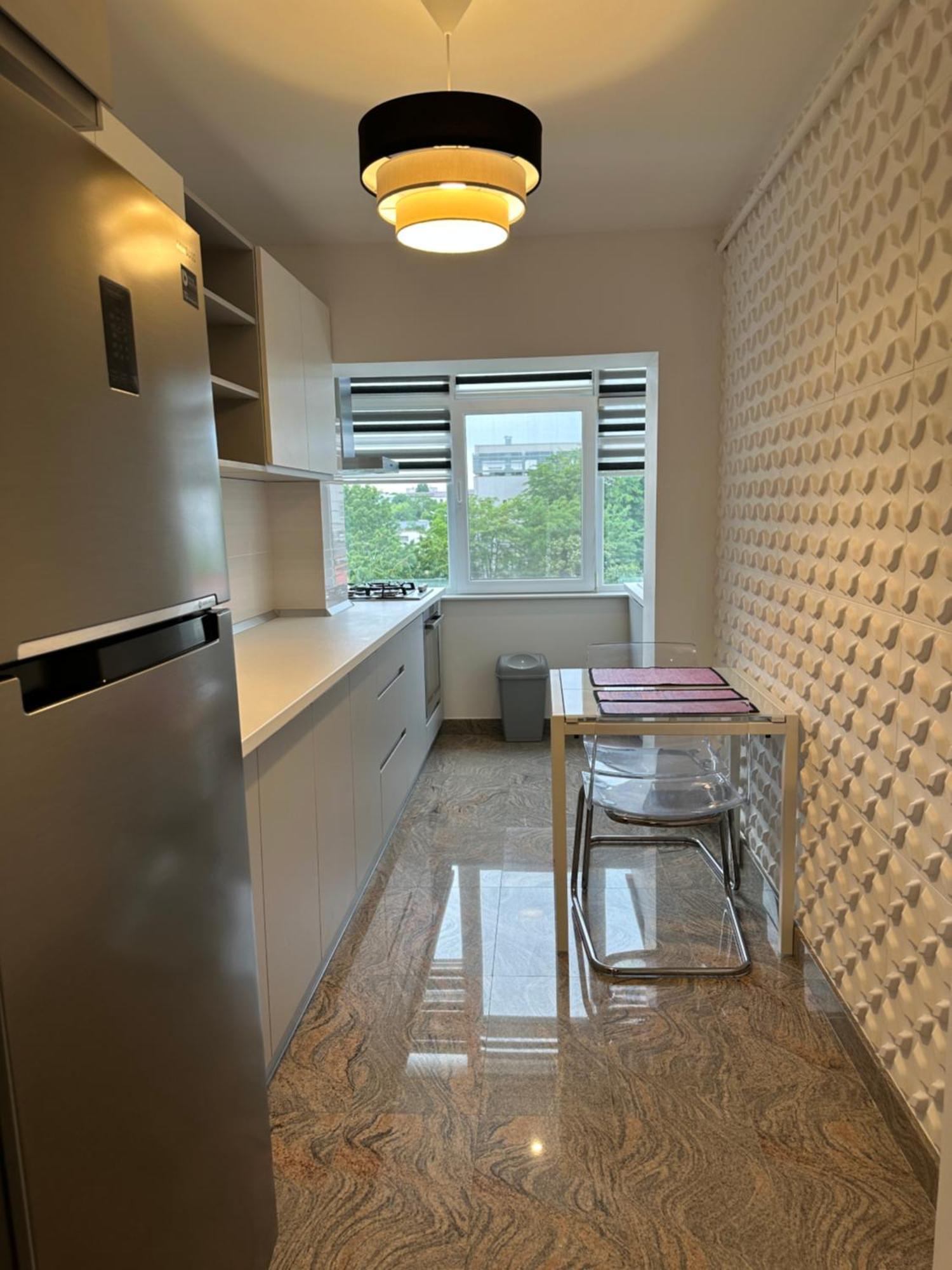 Page3 Apartament Targoviste Eksteriør bilde