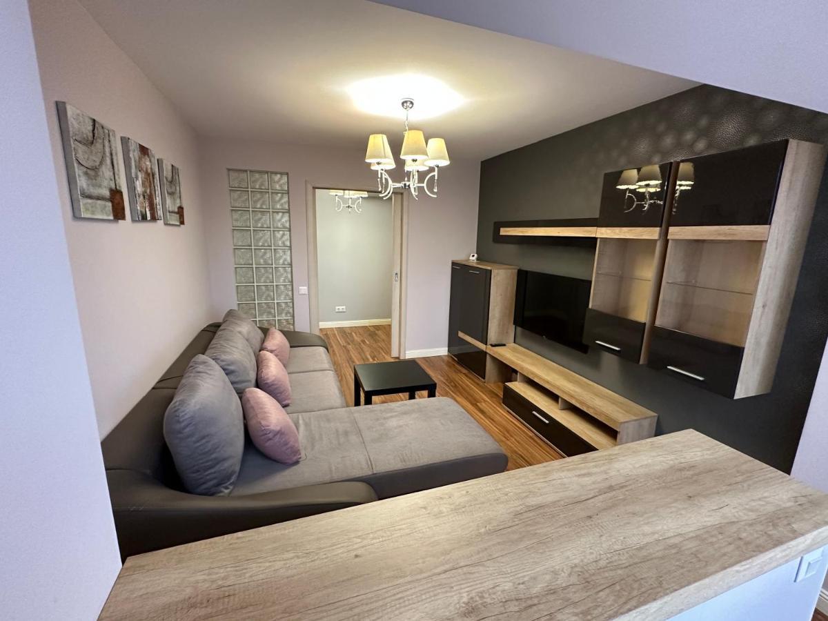 Page3 Apartament Leilighet Targoviste Eksteriør bilde