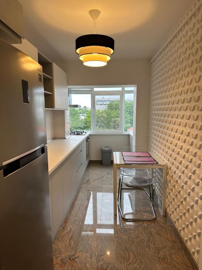Page3 Apartament Targoviste Eksteriør bilde